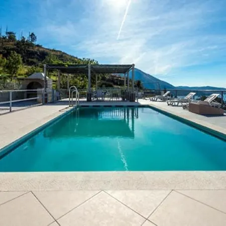 Klis -two-bedroom With Terrace